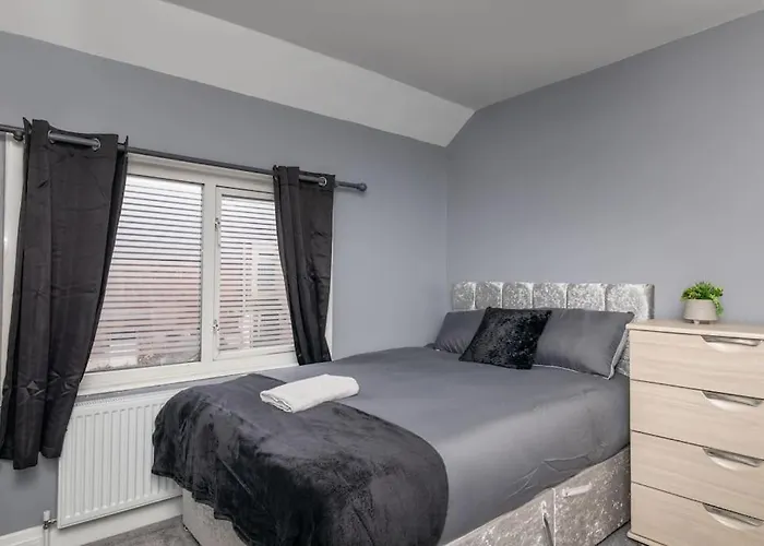 Town Centre Town House Free Wifi And Free On Street Parking