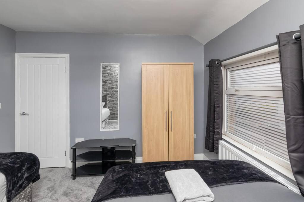 Town Centre Town House Free Wifi And Free On Street Parking